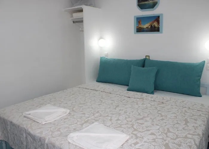 Aphrodite Of Milos Adamantas (Milos)